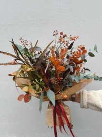 Autumn Leaves’ Foliage Wrap